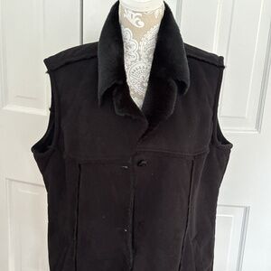 Outback Women’s Vest - XL
